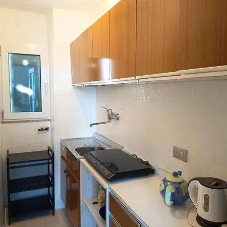 The Bay Daire Stresa